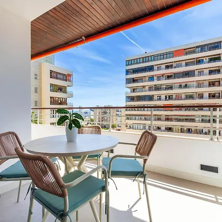 Apartment Magnificent With Terrace *